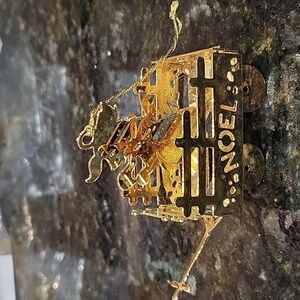 Danbury Mint 1986 20K  Gold Electroplated Christmas Ornament Puppy in a Wagon